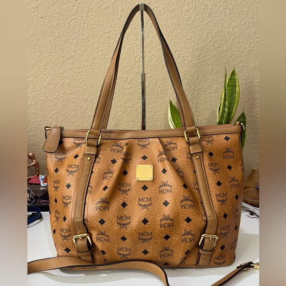 MCM COGNAC VISETOS TOTE WITH LONG STRAP. EXCELLENT CONDITION 😍 - Picture 1 of 14